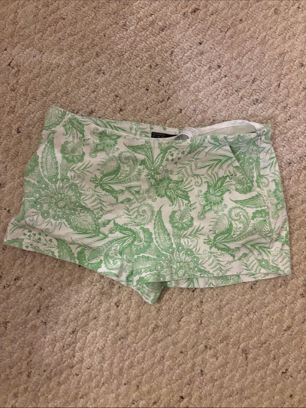 Zara White Shorts with Light Green Floral Print
